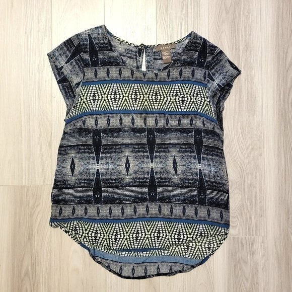 Patterned Loose Fit Top - Picture 1 of 4